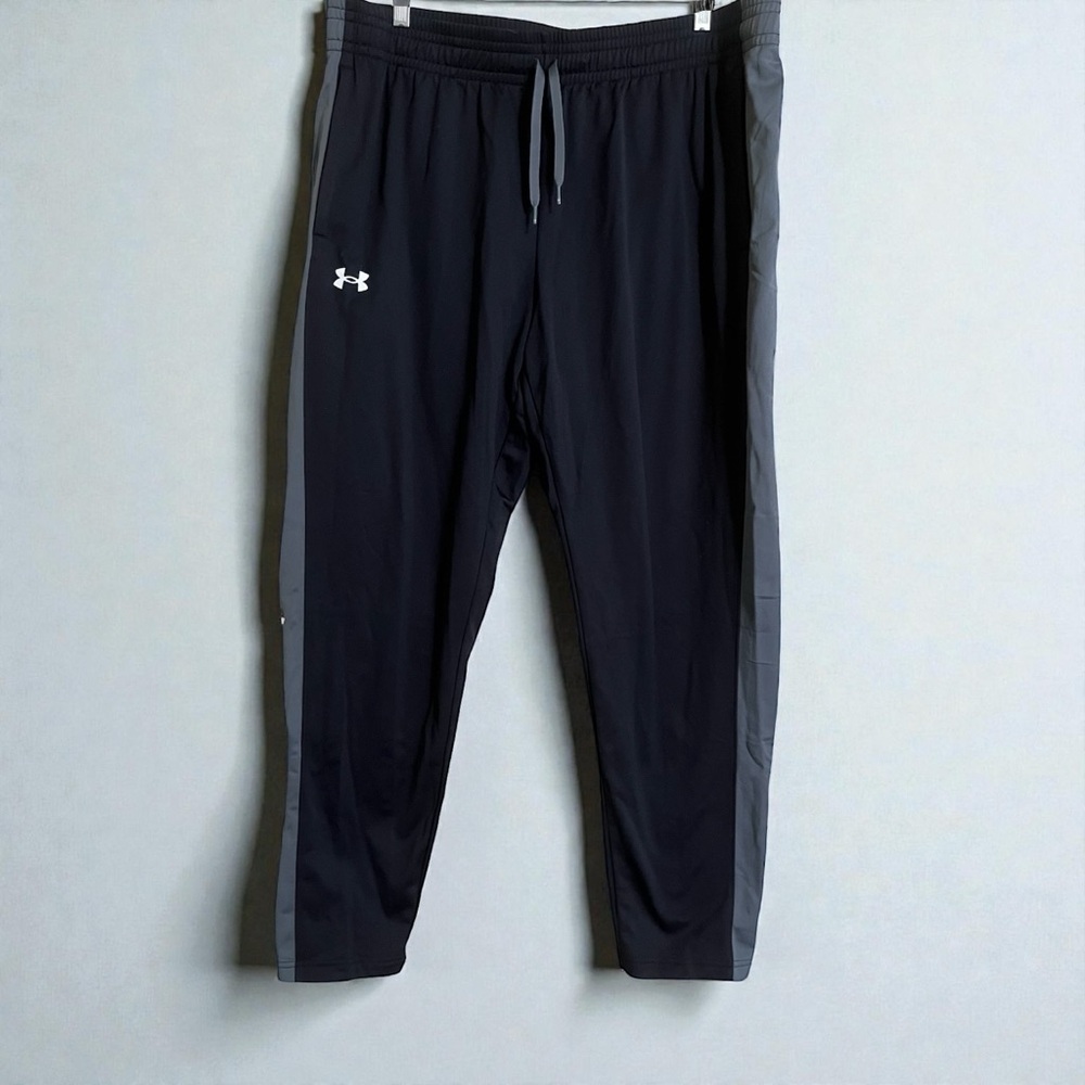 Under Armour two tone tapered leg track pants sweats size xxl loose fit